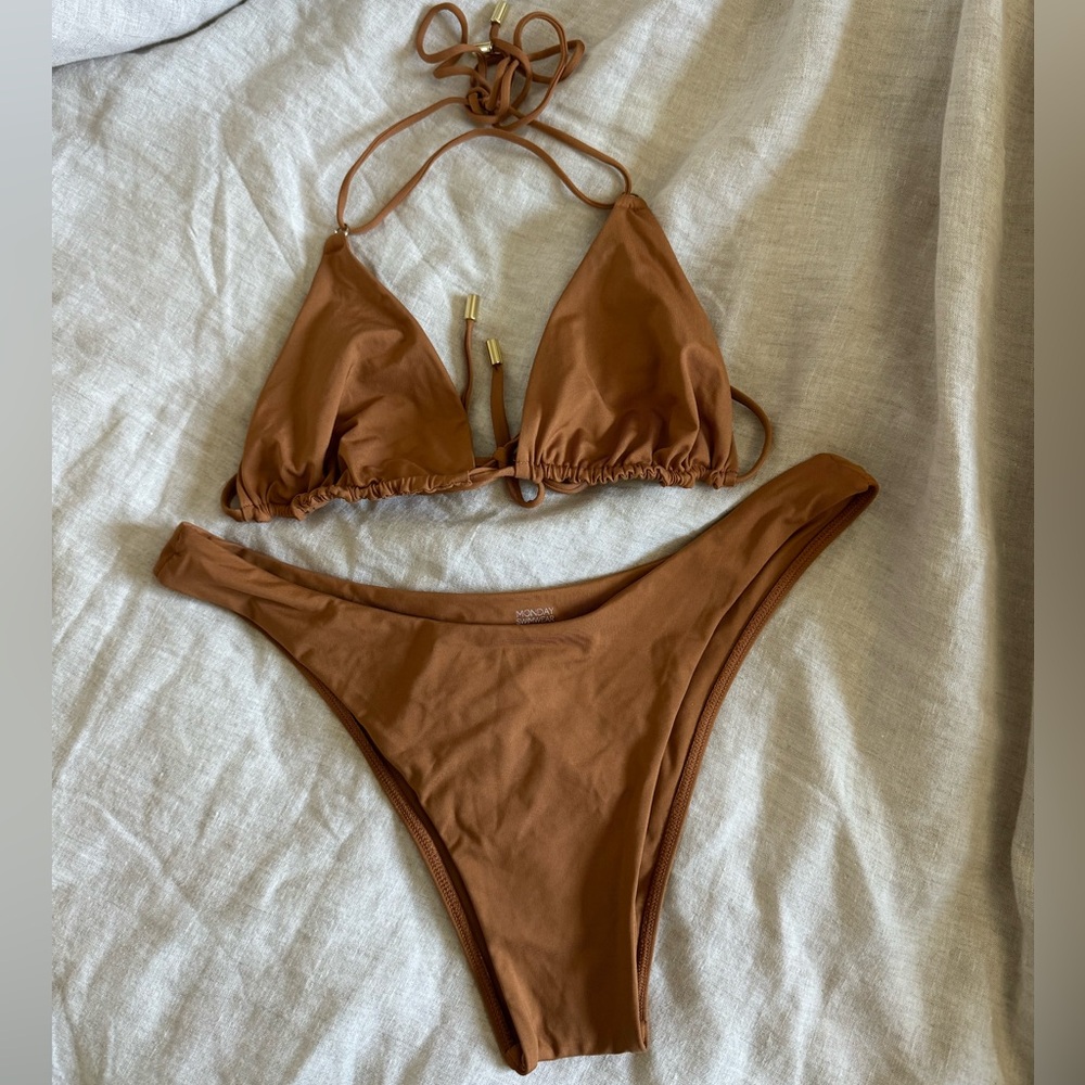 Monday Swimwear Bikini Set